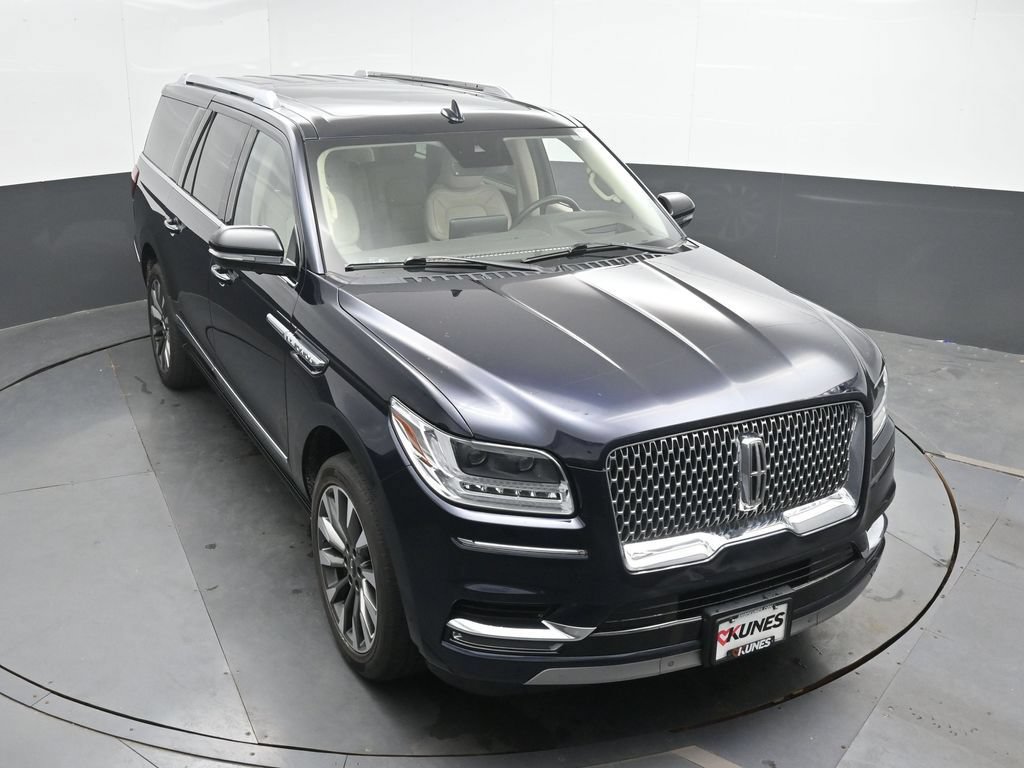 Used 2021 Lincoln Navigator L Reserve w/ Luxury Package AWD/4WD image 25