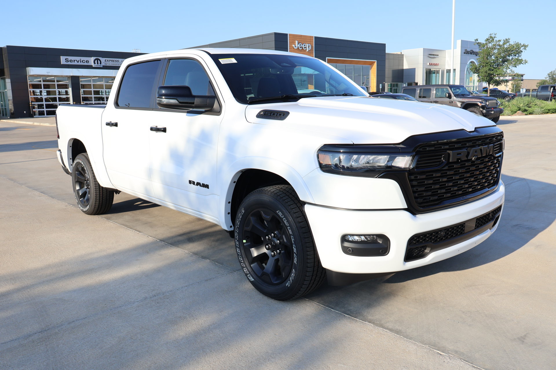 New 2026 RAM 1500 Big Horn AWD/4WD image 1