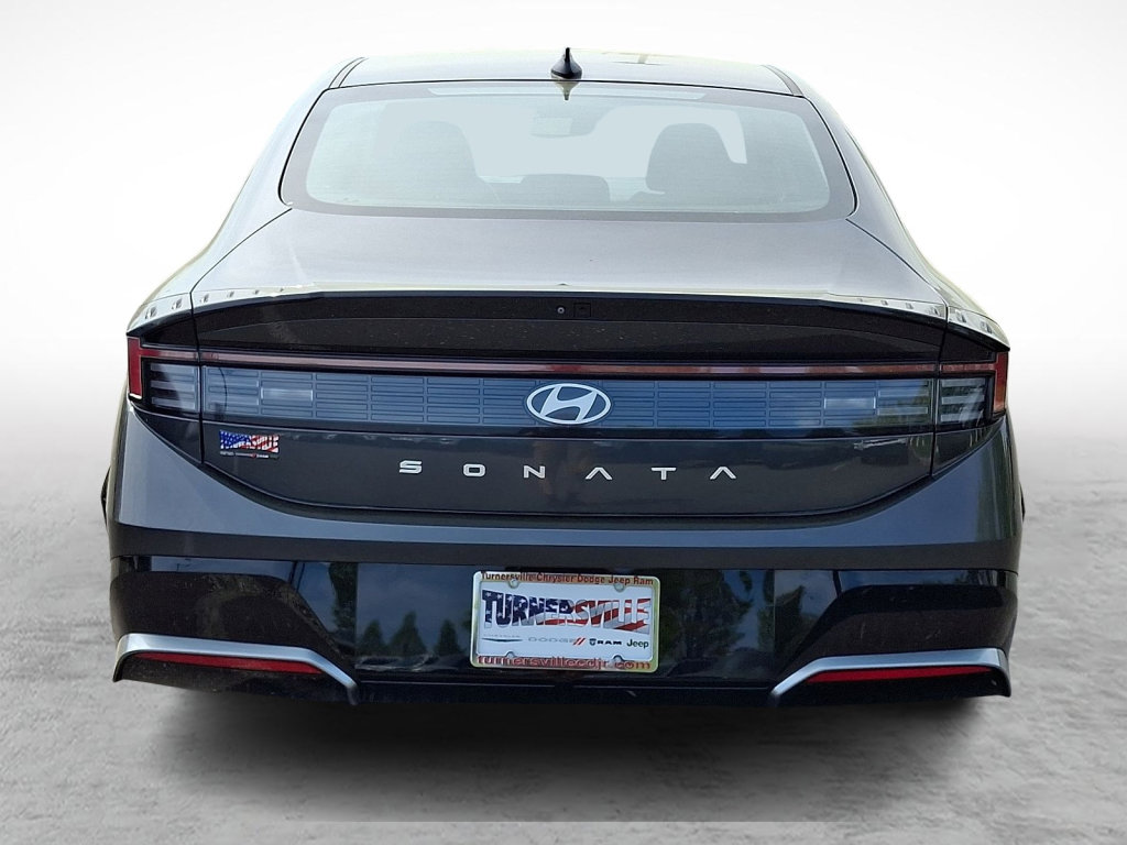 Used 2024 Hyundai Sonata SEL FWD image 4
