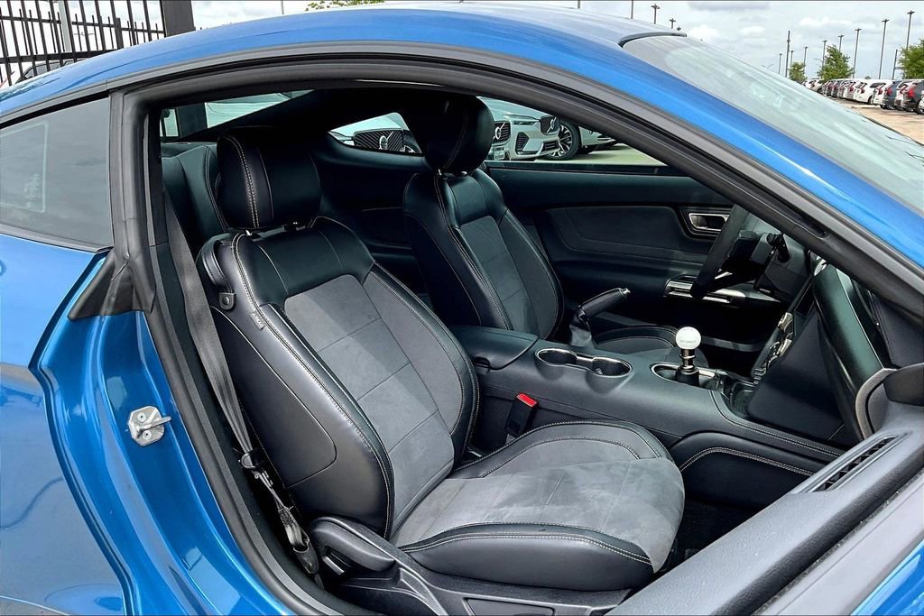 Used 2019 Ford Mustang Shelby GT350 w/ Technology Package image 10