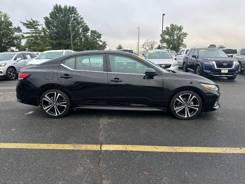 Used 2021 Nissan Sentra SR image 1