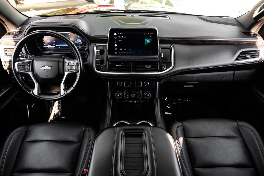 Used 2022 Chevrolet Suburban LT image 10