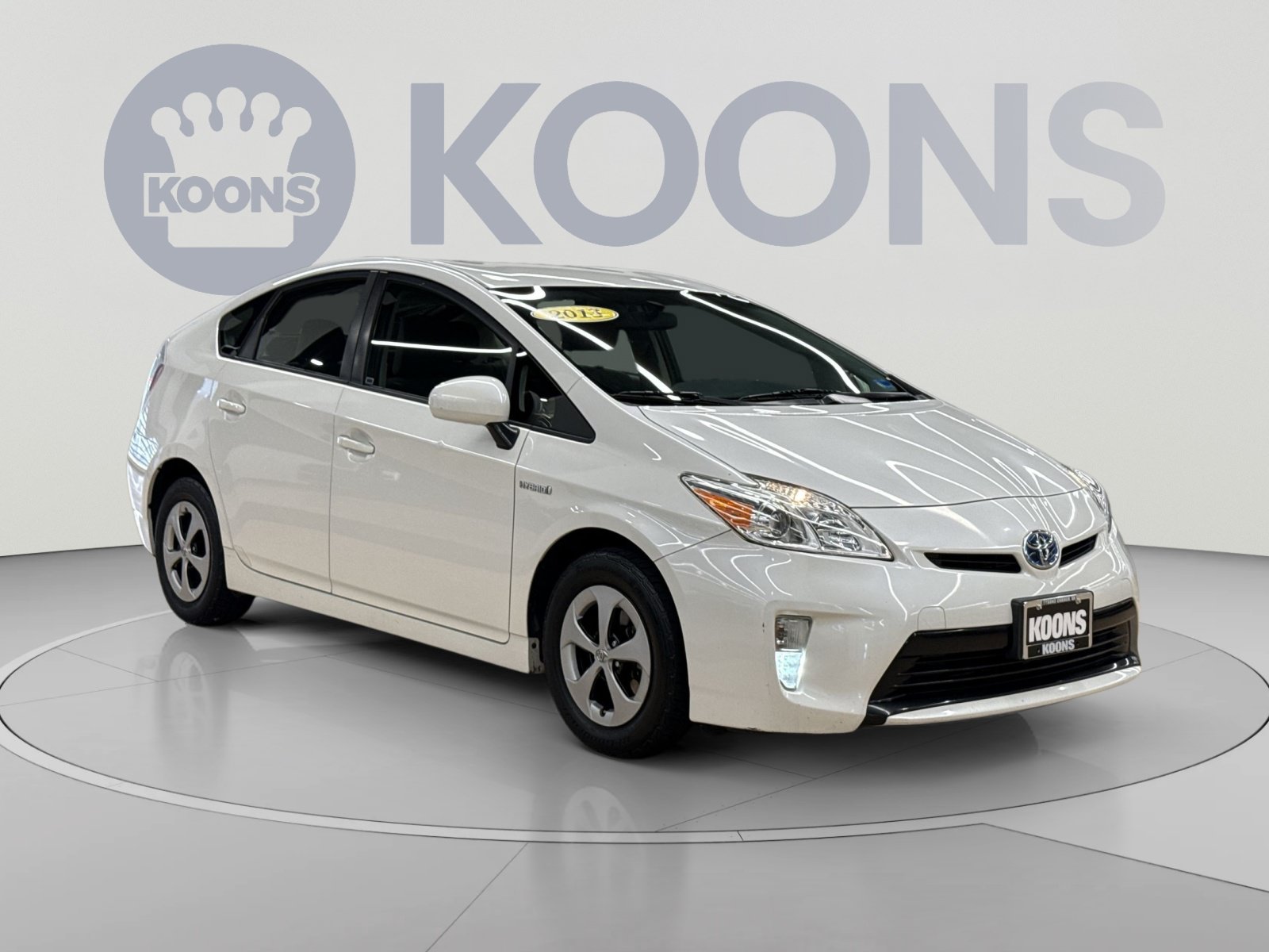 Used 2013 Toyota Prius Three FWD image 2