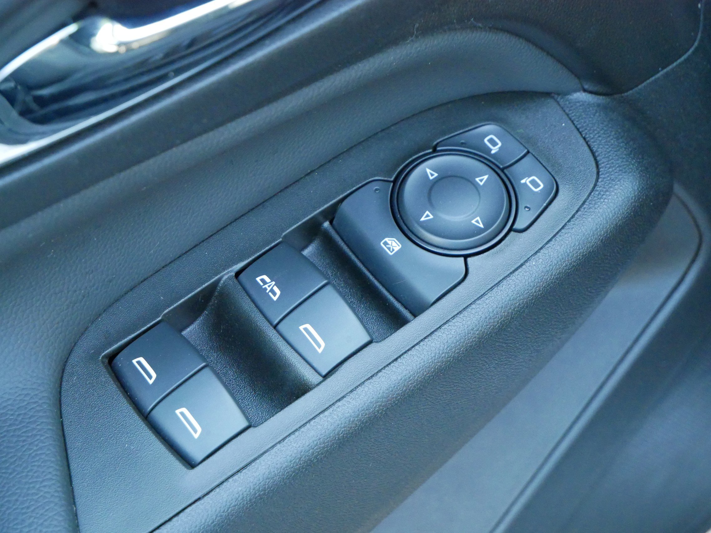 Used 2022 Chevrolet Equinox LT image 17