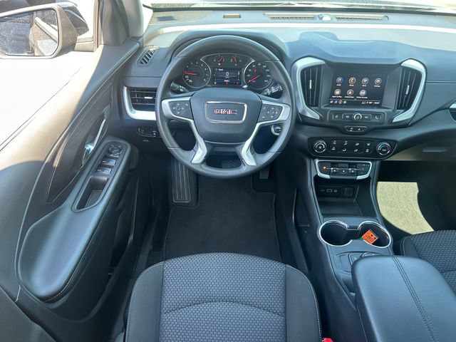 Used 2024 GMC Terrain SLE AWD/4WD image 29