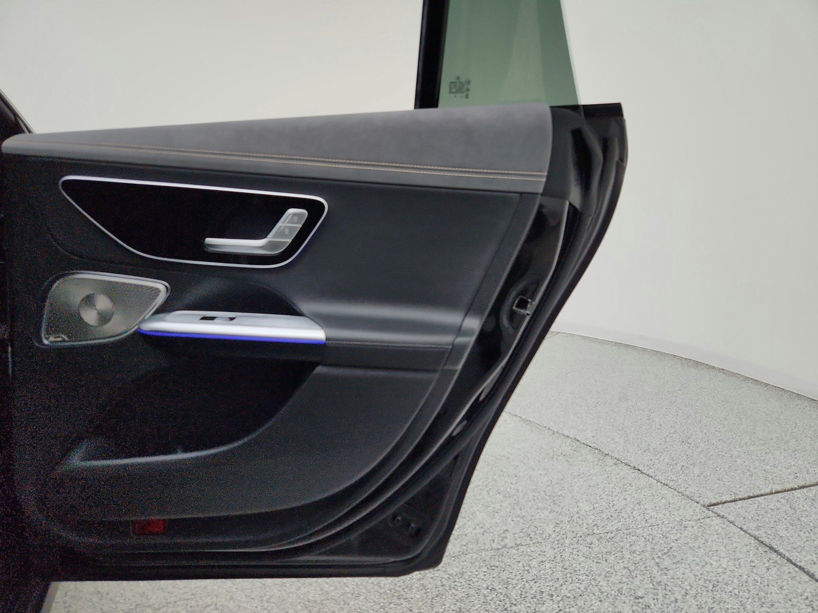 Certified 2023 Mercedes-Benz EQE 500 4MATIC Sedan image 28