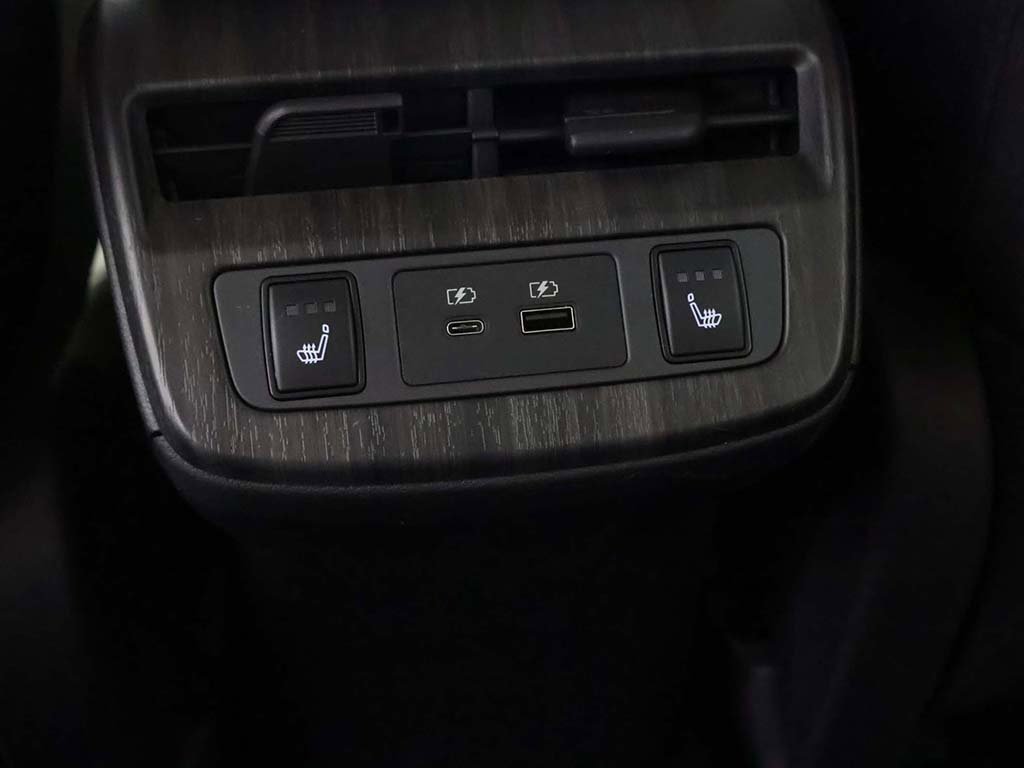 Used 2023 Nissan Ariya ENGAGE image 50