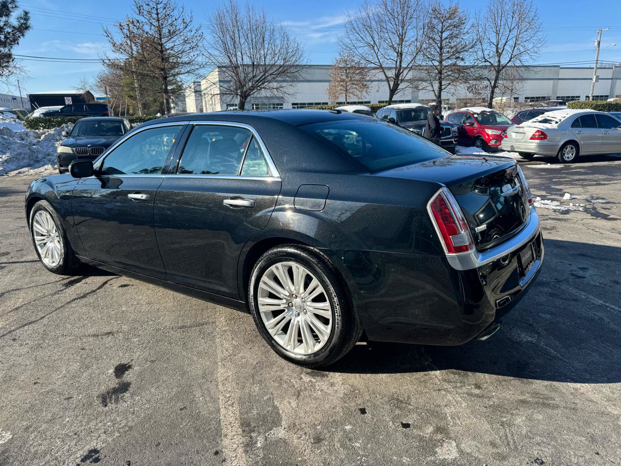 Used 2013 Chrysler 300 C w/ Beats Audio Group RWD image 7