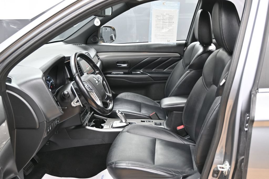 Used 2022 Mitsubishi Outlander SEL AWD/4WD image 14