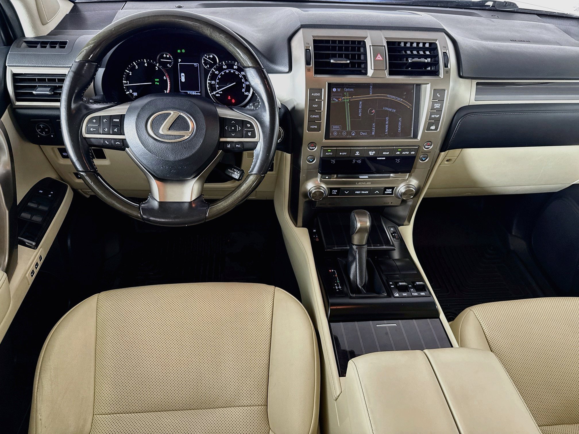 Used 2020 Lexus GX 460 Premium w/ Premium Package AWD/4WD image 28