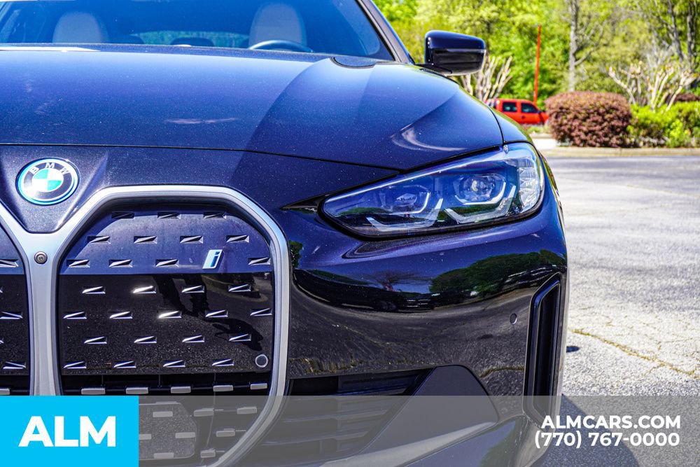 Used 2022 BMW i4 eDrive40 image 16