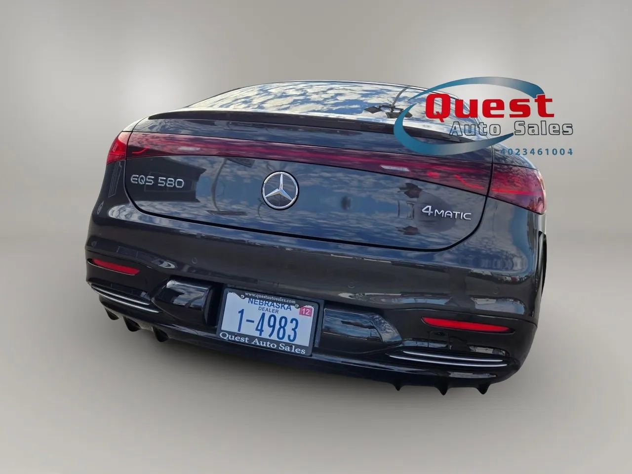 Used 2023 Mercedes-Benz EQS 580 4MATIC Sedan w/ Exclusive Trim Package image 5