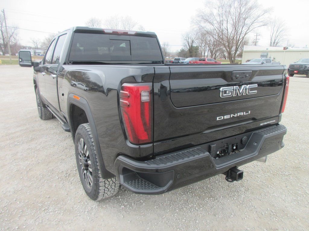 New 2026 GMC Sierra 2500 Denali Ultimate image 9