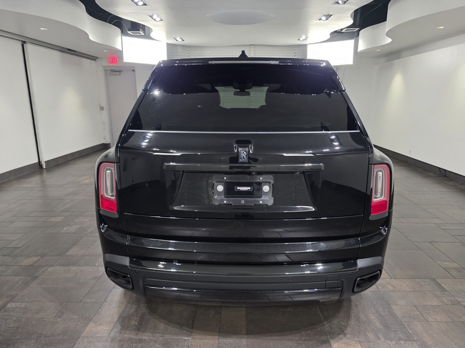 Used 2024 Rolls-Royce Cullinan Black Badge w/ Leather Finishing Pack AWD/4WD image 4