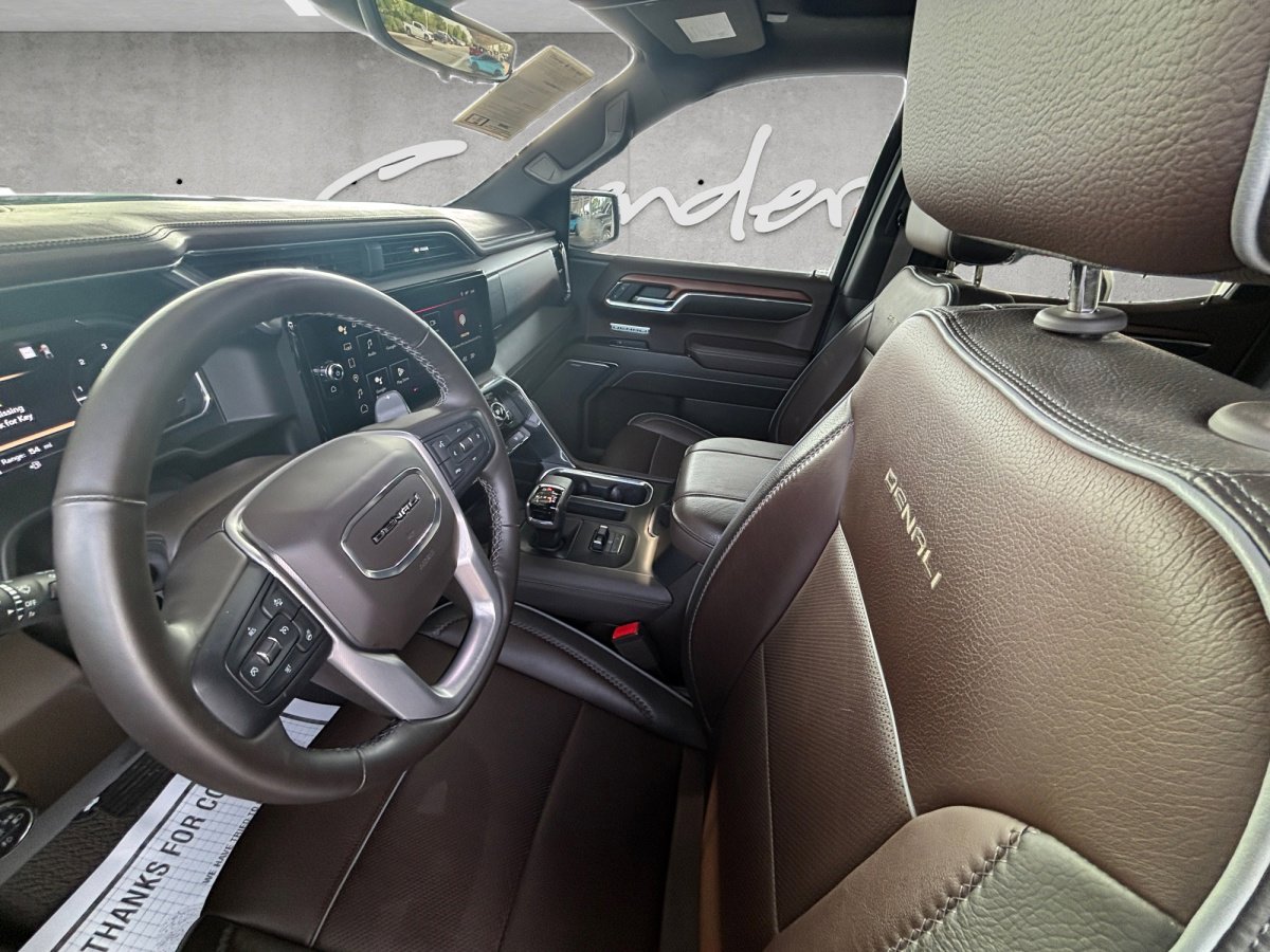 Used 2023 GMC Sierra 1500 Denali w/ Denali Reserve Package AWD/4WD image 23