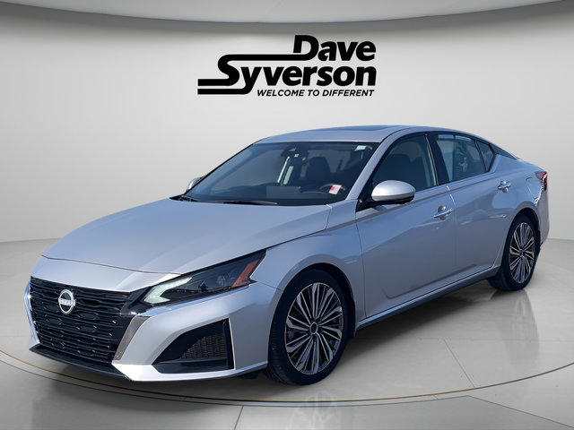 Used 2025 Nissan Altima 2.5 SL FWD image 1