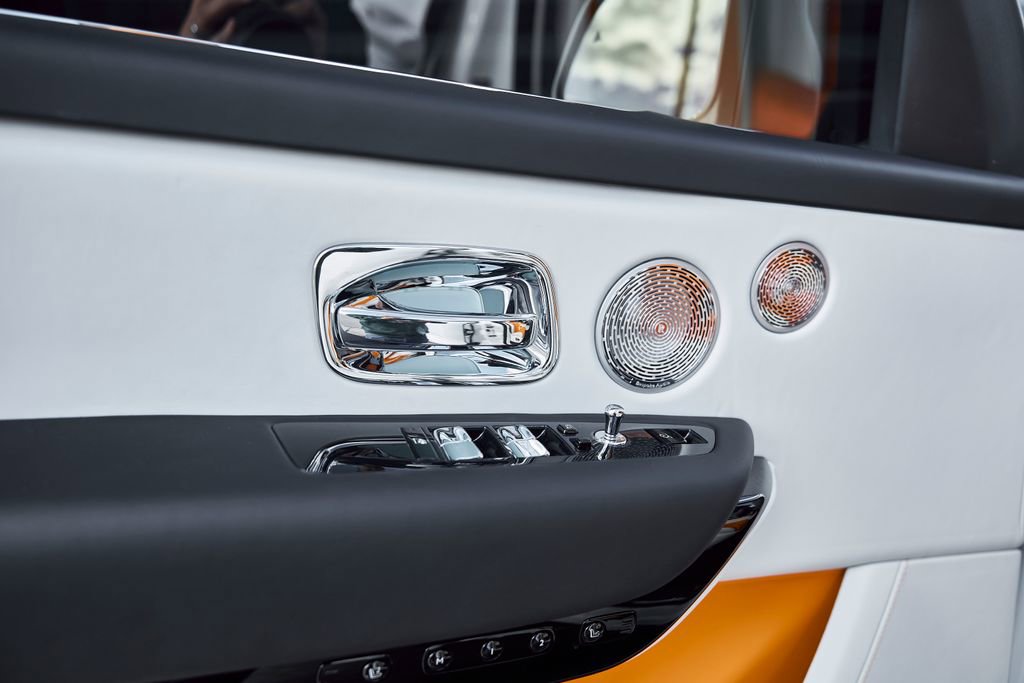 Used 2026 Rolls-Royce Cullinan AWD/4WD image 39