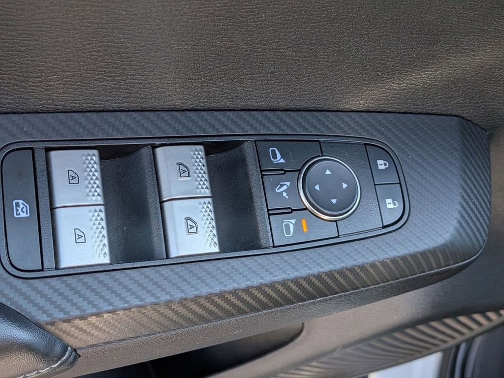 Used 2023 Mitsubishi Outlander SE Black Edition image 15