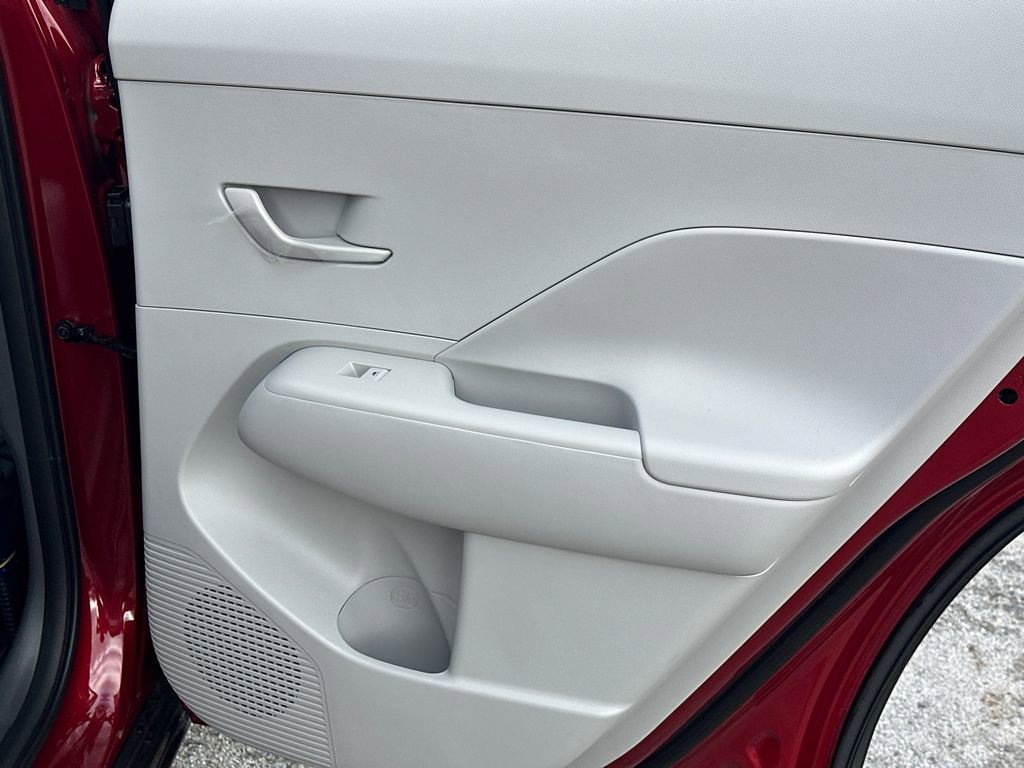 New 2026 Hyundai Kona SE image 16