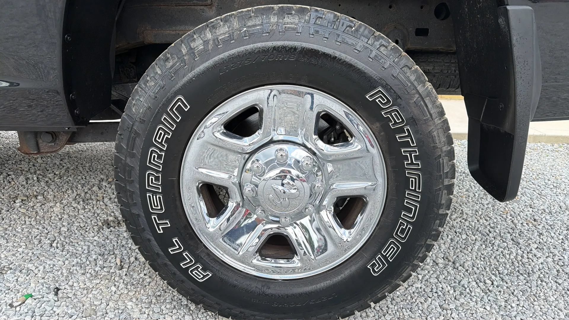 Used 2018 RAM 2500 Tradesman w/ Chrome Appearance Group AWD/4WD image 2