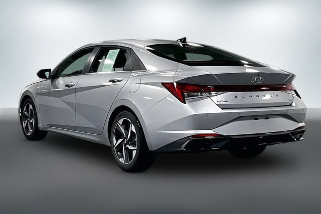 Used 2023 Hyundai Elantra Limited FWD image 6