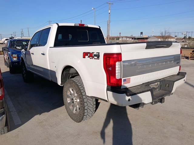 Used 2017 Ford F250 Platinum w/ Platinum Ultimate Package image 10