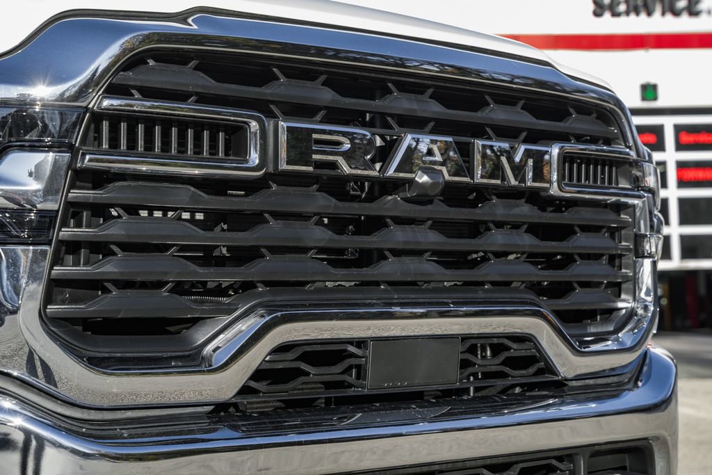 New 2026 RAM 2500 Tradesman w/ Chrome Appearance Group image 10