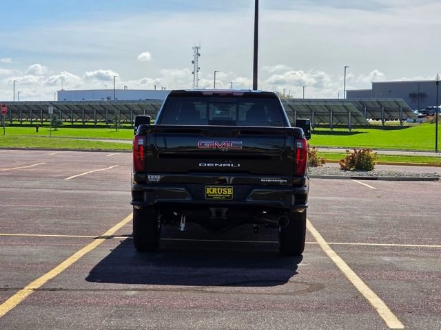 New 2026 GMC Sierra 3500 Denali w/ Technology Package image 29