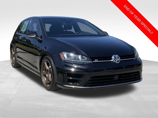 Used 2017 Volkswagen Golf R 4-Door image 1