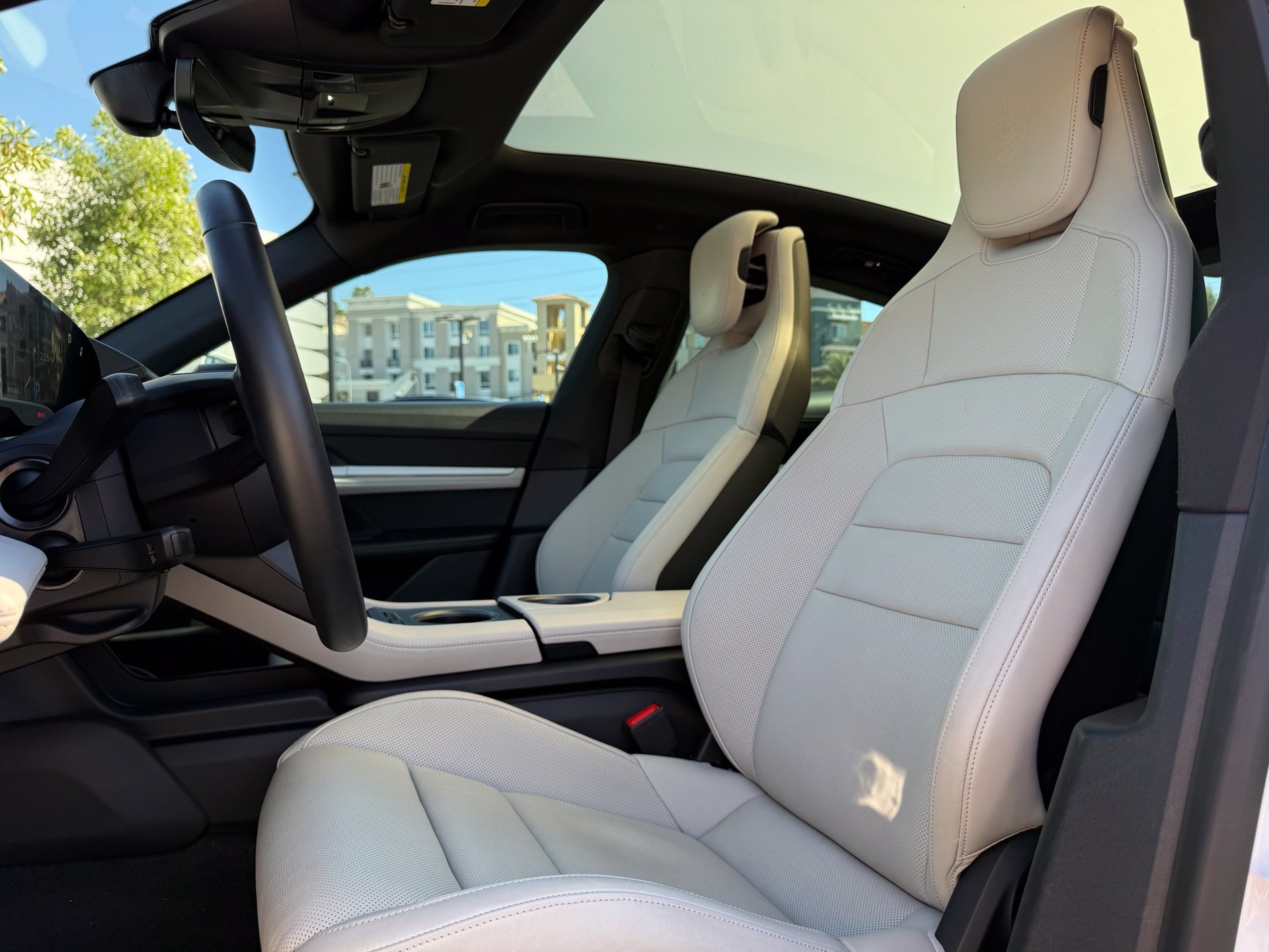 Certified 2023 Porsche Taycan RWD image 5