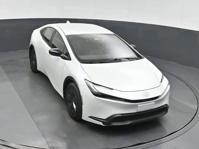 Used 2025 Toyota Prius LE FWD image 37