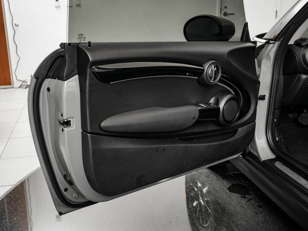 Used 2023 MINI Cooper SE image 25