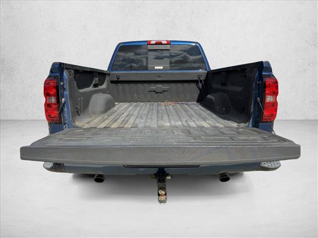 Used 2015 Chevrolet Silverado 1500 High Country w/ High Country Premium Package AWD/4WD image 7
