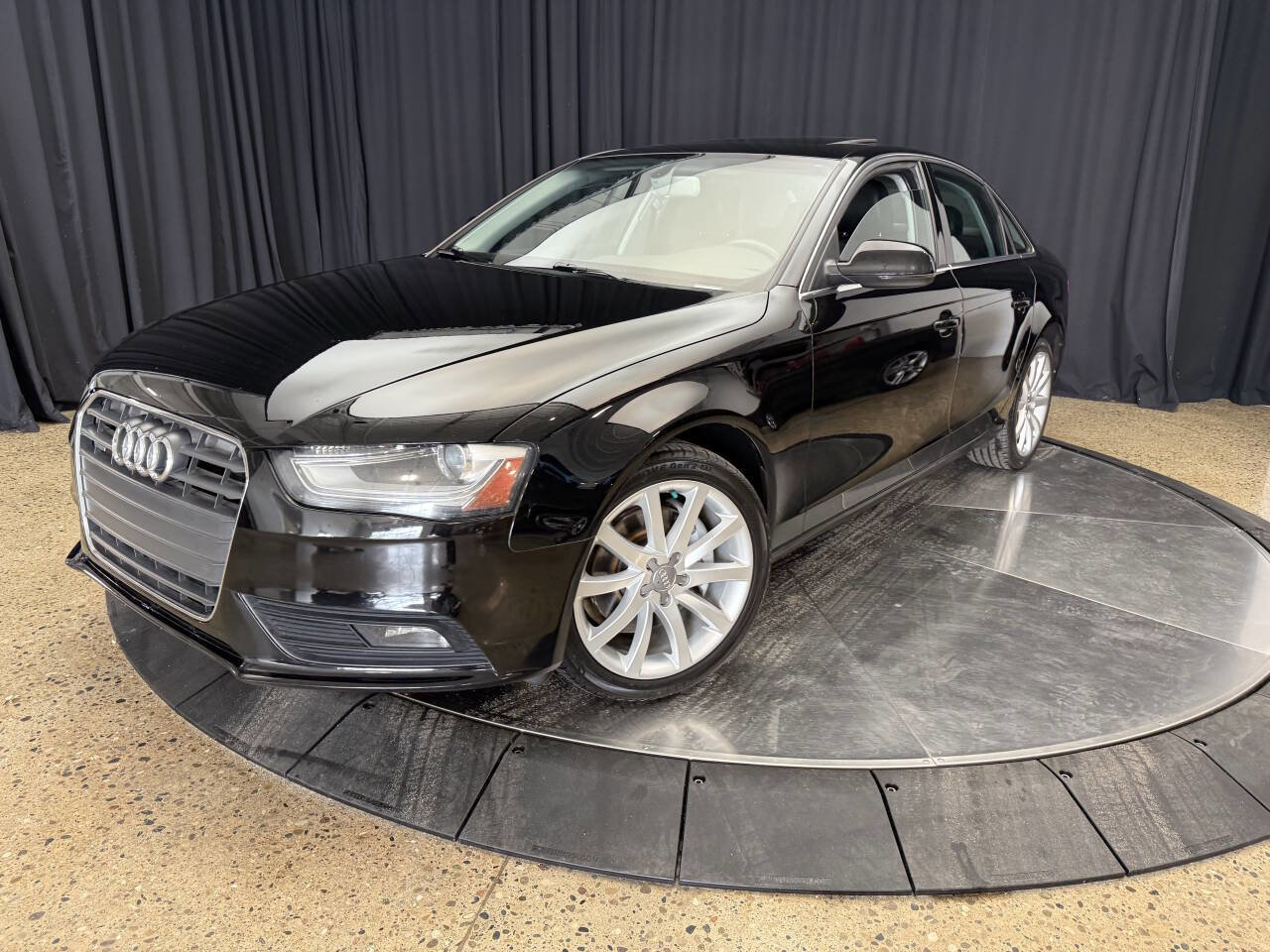 Used 2013 Audi A4 2.0T Premium w/ Convenience Pkg image 2