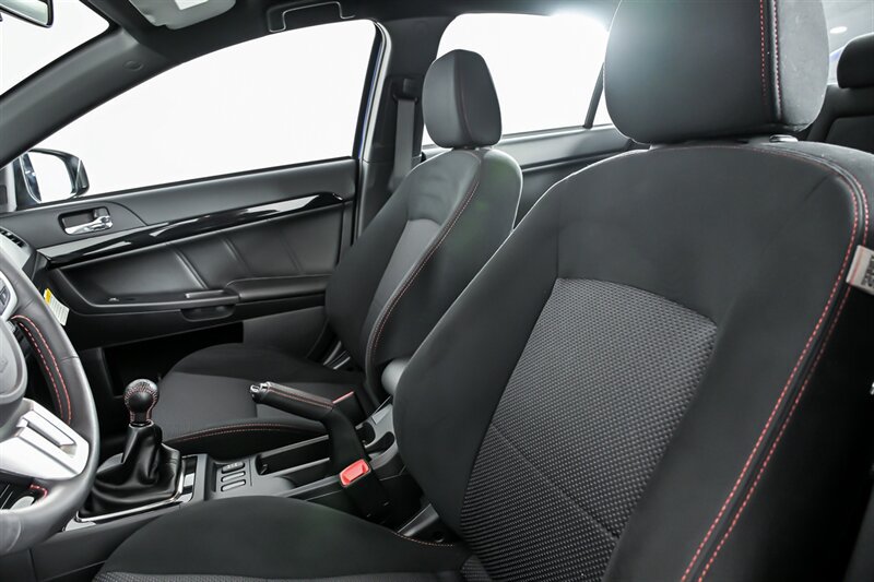 Used 2015 Mitsubishi Lancer Evolution Final Edition AWD/4WD image 17
