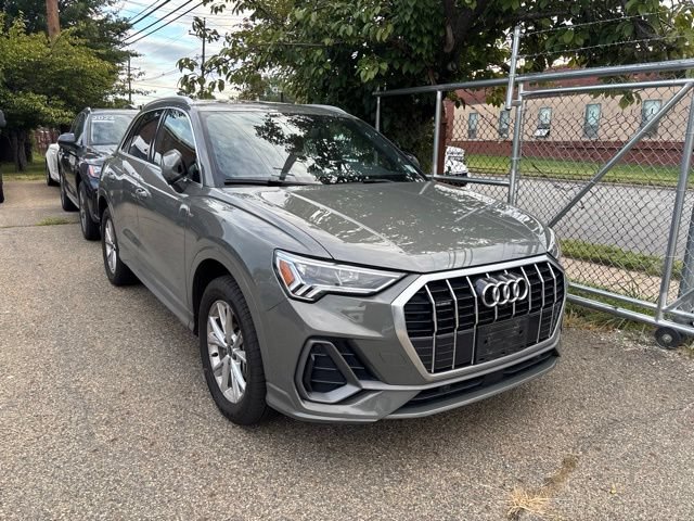 Certified 2024 Audi Q3 2.0T Premium Plus AWD/4WD image 11