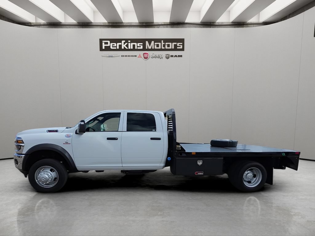 New 2026 RAM 5500 Tradesman w/ Chrome Appearance Group AWD/4WD image 4