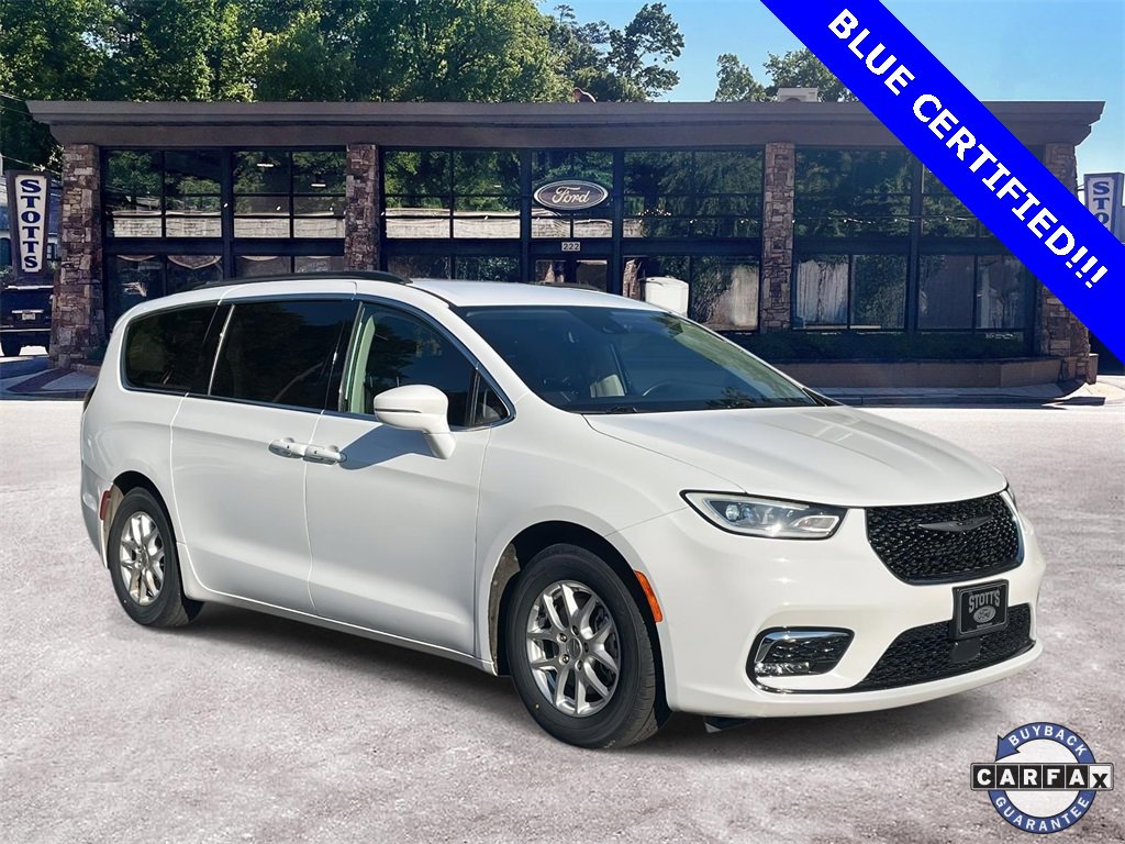 Used 2022 Chrysler Pacifica Touring-L image 1