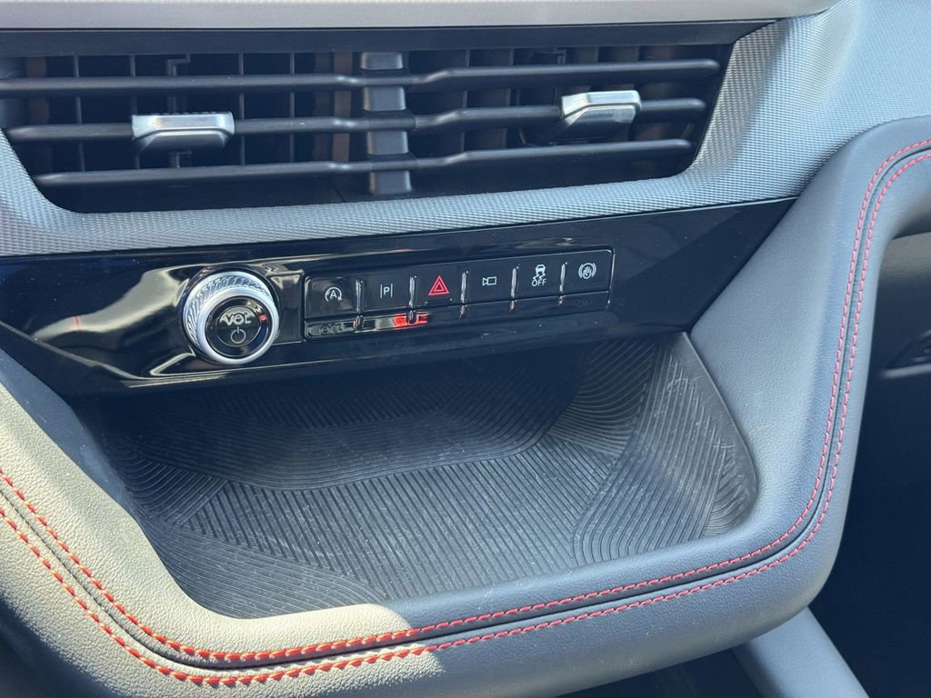 Used 2026 Ford Explorer ST-Line w/ Premium Package RWD image 16