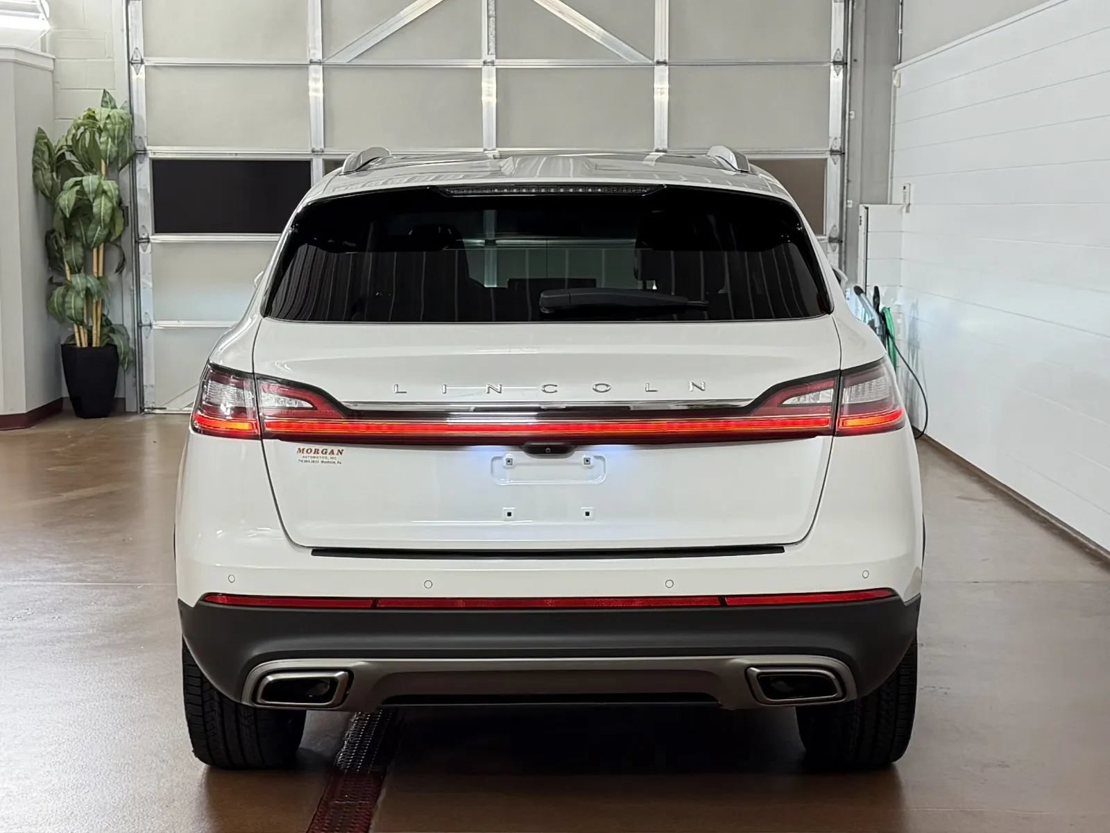 Used 2022 Lincoln Nautilus Reserve w/ Equipment Group 201A AWD/4WD image 4