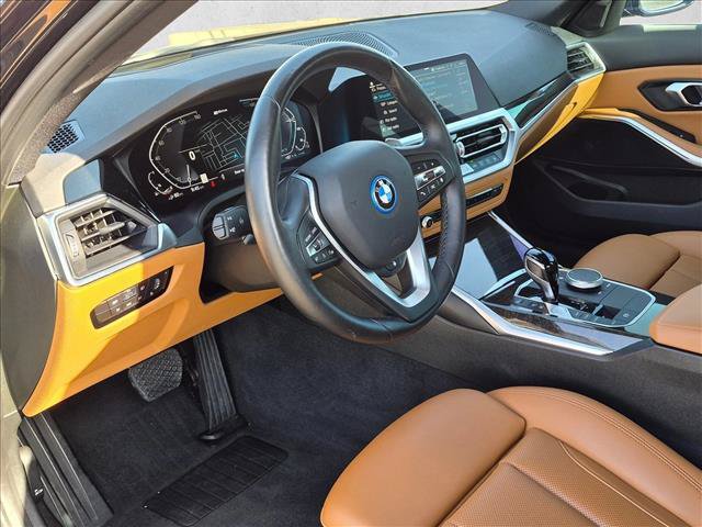 Used 2022 BMW 330e w/ Premium Package RWD image 10