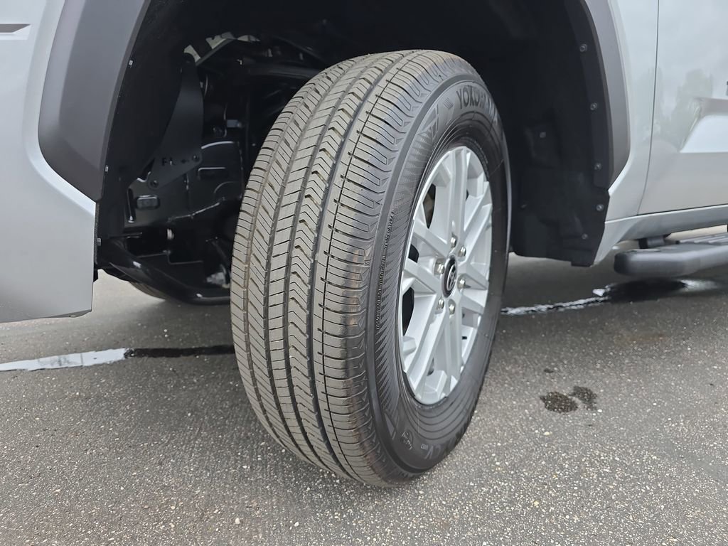 Used 2026 Toyota Tundra SR5 AWD/4WD image 33