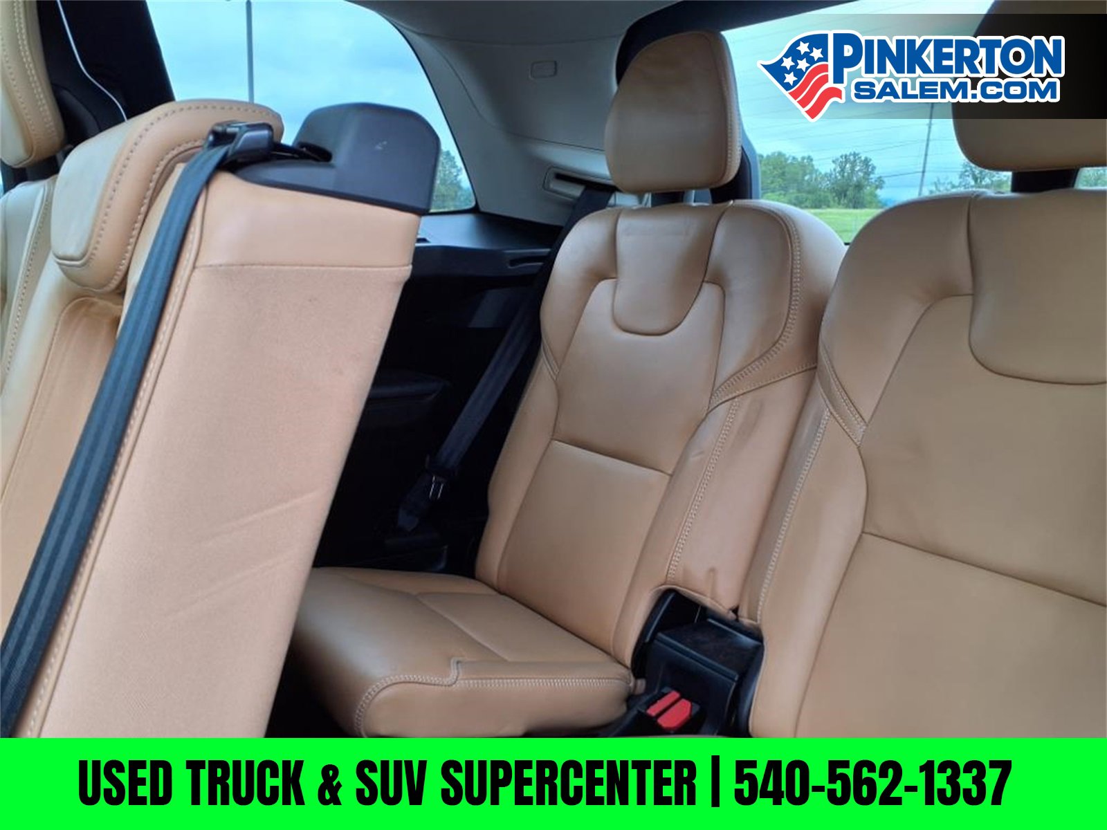 Used 2016 Volvo XC90 T8 Momentum image 32