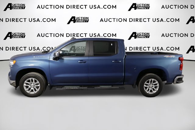 Used 2024 Chevrolet Silverado 1500 LT AWD/4WD image 5