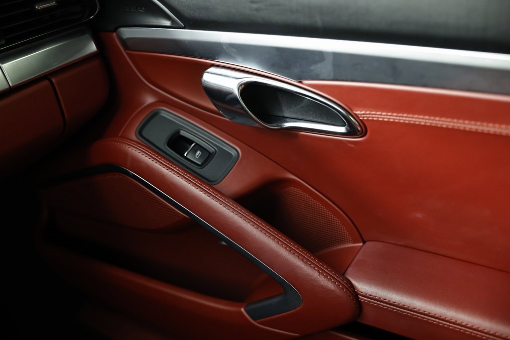 Certified 2015 Porsche 911 Targa 4S image 41