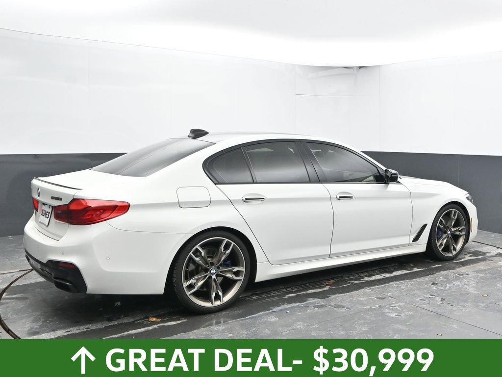 Used 2018 BMW M550i xDrive image 11