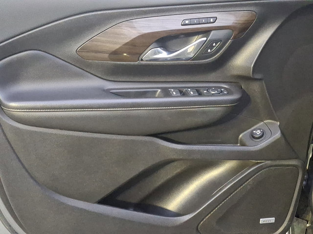 Used 2019 GMC Terrain Denali w/ Advanced Safety Package image 12