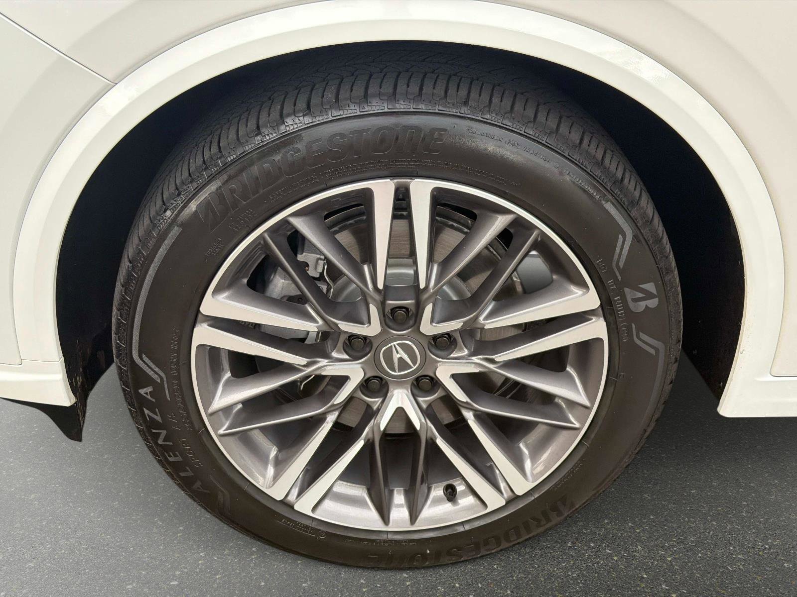 Used 2025 Acura MDX w/ Advance Package AWD/4WD image 11