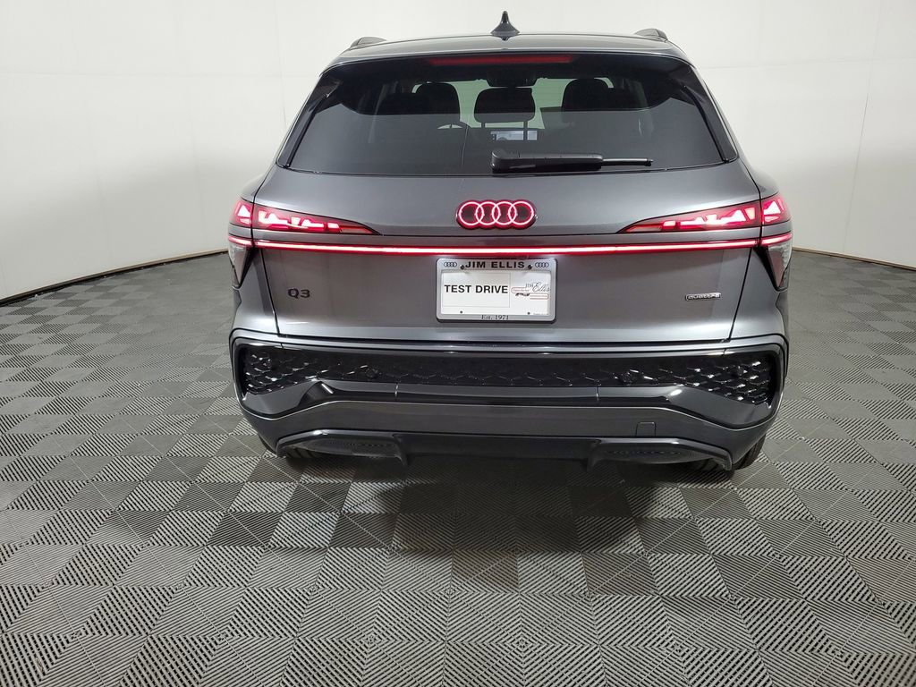 New 2026 Audi Q3 quattro 2.0T AWD/4WD image 5
