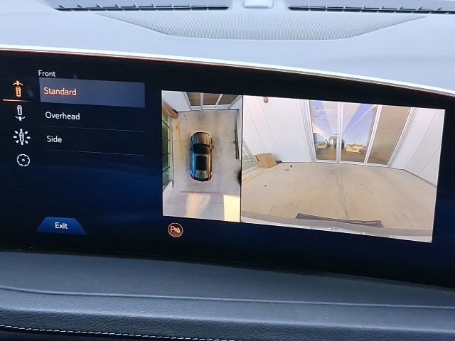 Certified 2025 Cadillac XT4 Premium Luxury AWD/4WD image 14